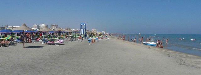 margherita di savoia spiaggia